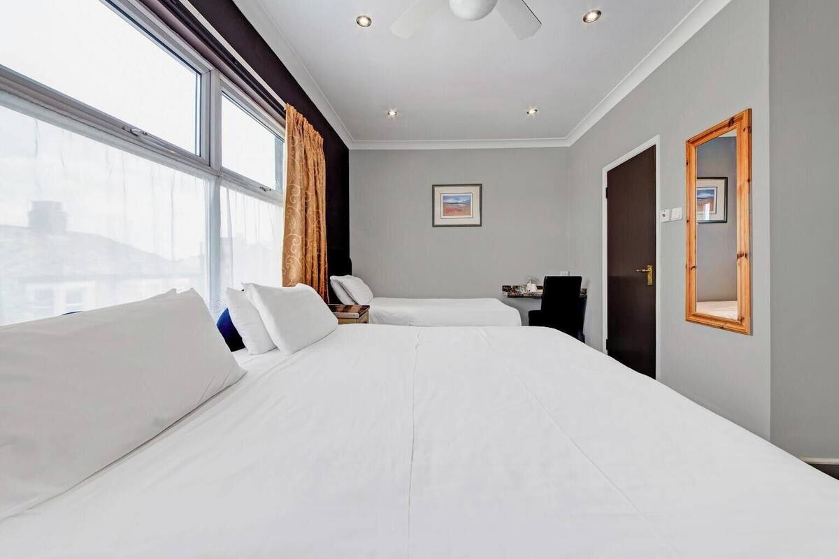 Iron/ironing board (on request), WiFi (free), bed sheets
