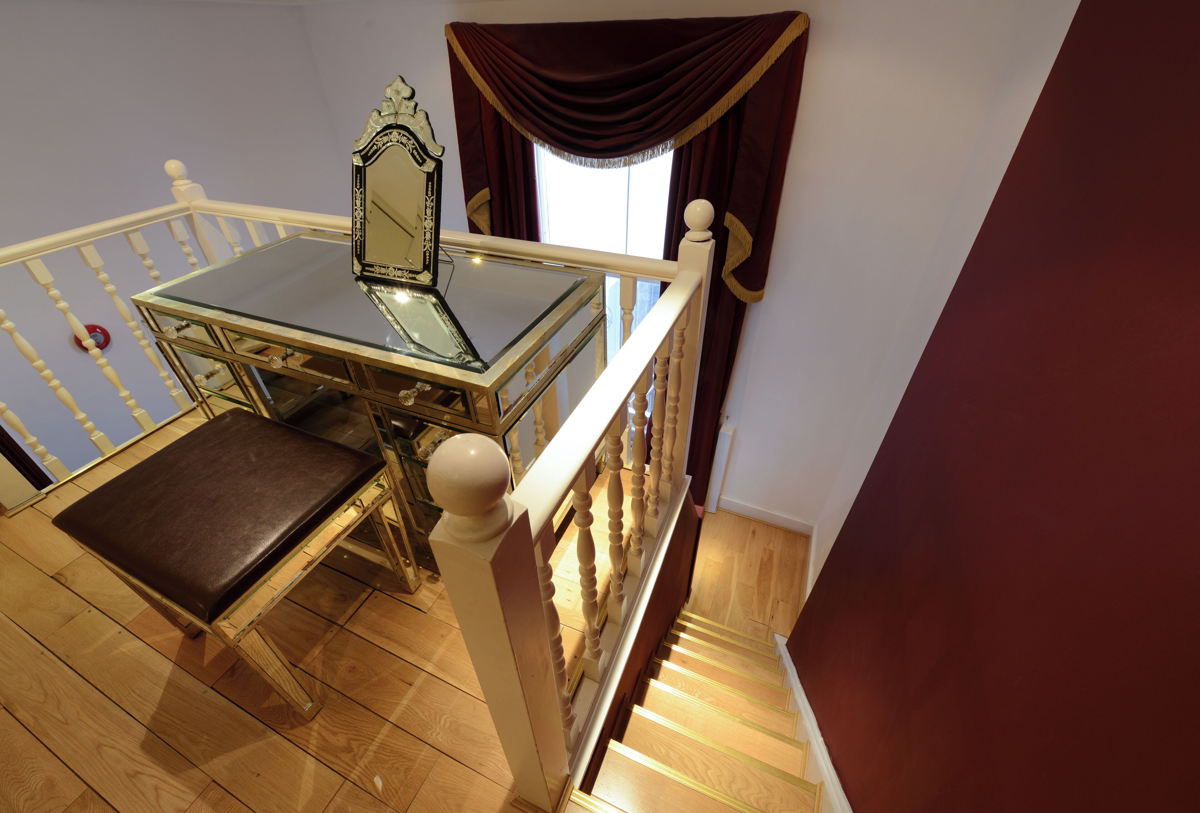 mezzanine double (annexe, low ceiling) | egyptian cotton sheets, hypo-allergenic bedding, in-room safe