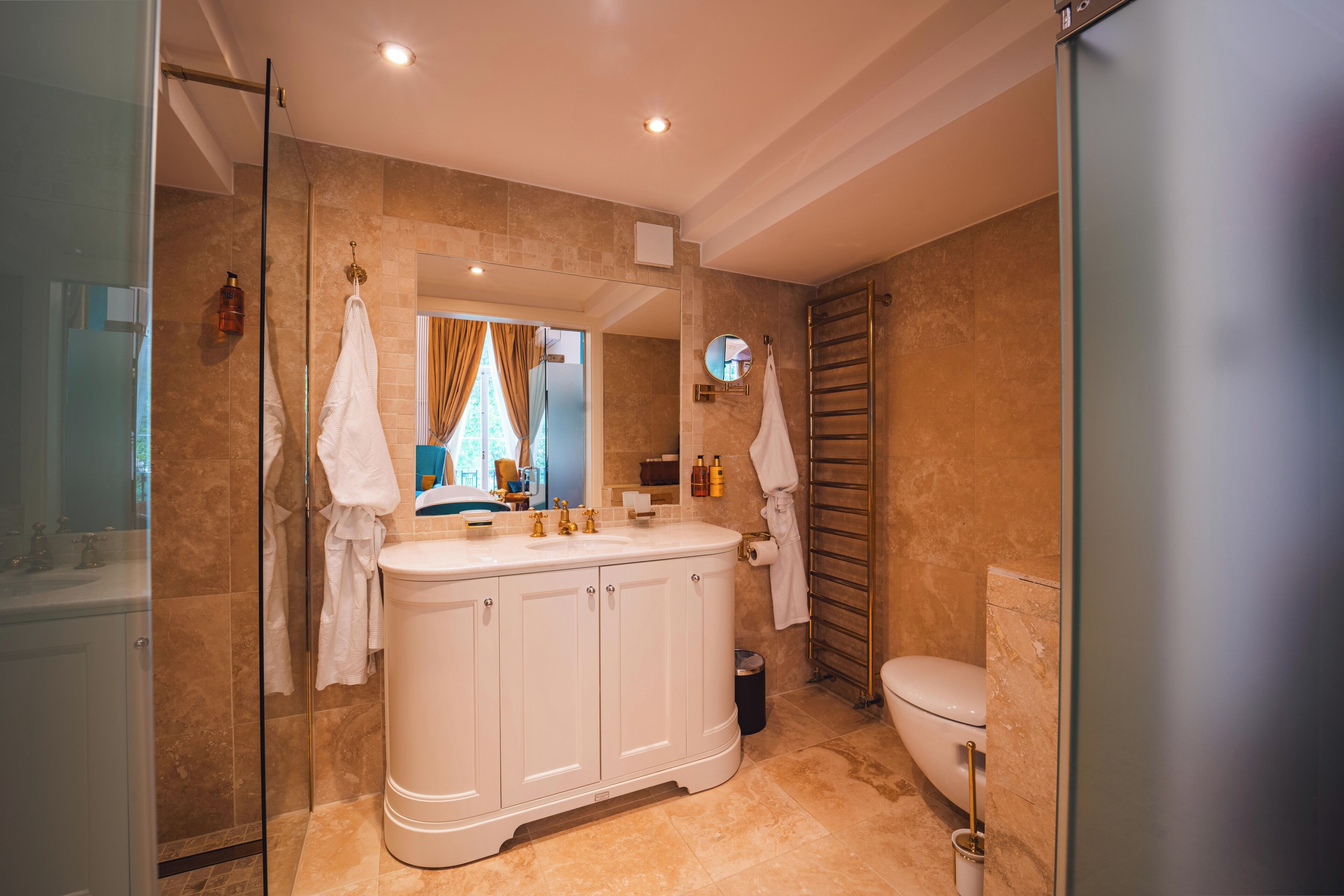 suite, annex building (ottoman) | bathroom | free toiletries, hair dryer, towels