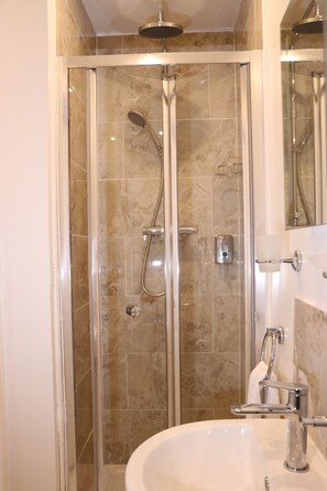 Deluxe tweepersoonskamer, en-suite badkamer | Badkamer