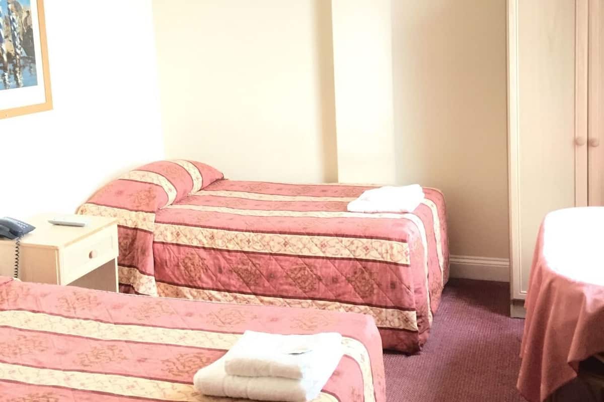In-room safe, desk, iron/ironing board, free WiFi