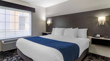 Premium bedding, pillowtop beds, desk, laptop workspace