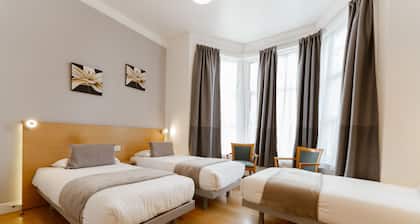 Star Hotel