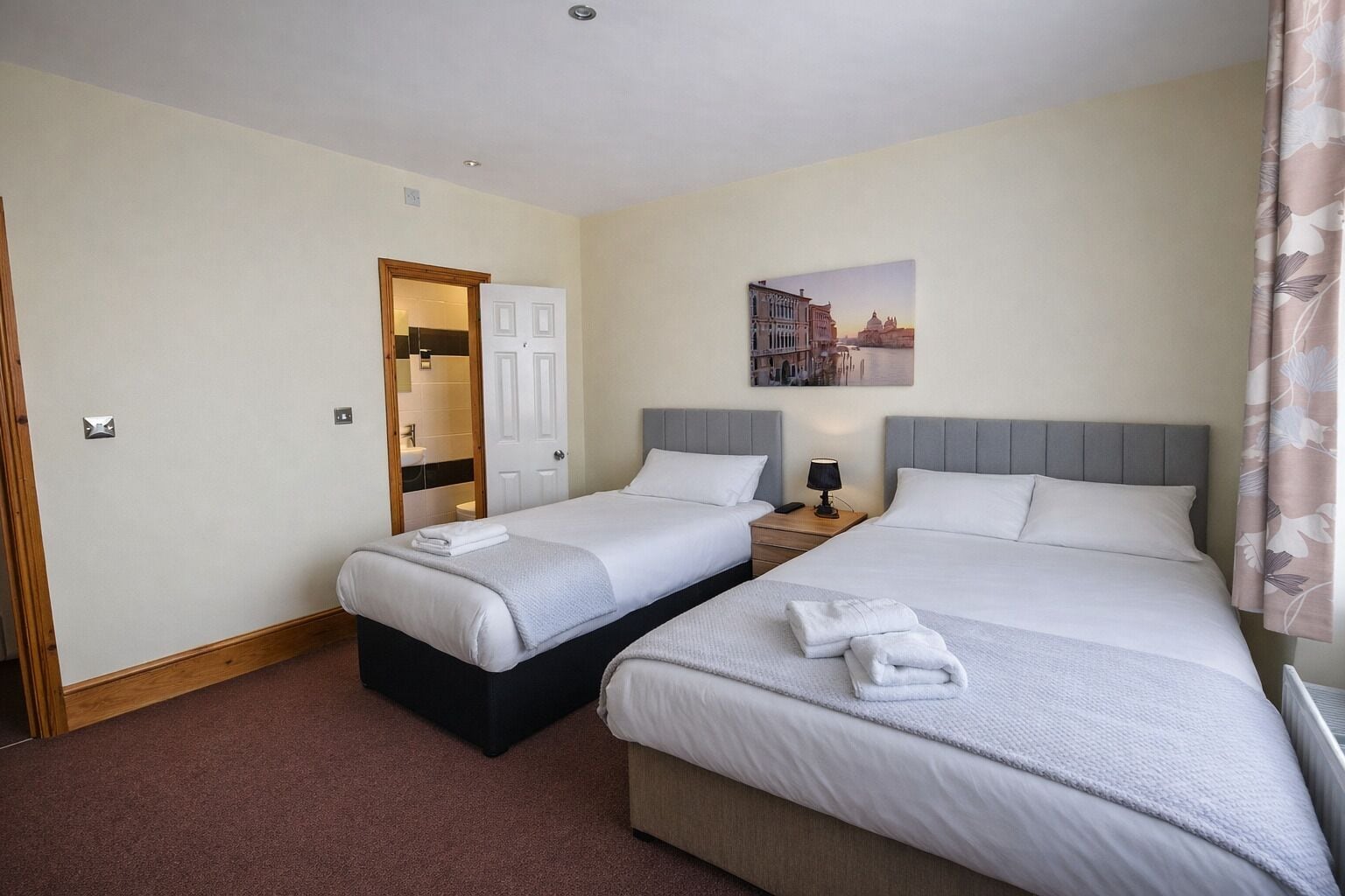 In-room safe, free WiFi, bed sheets