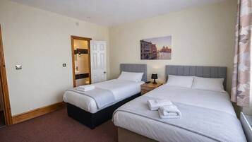 In-room safe, free WiFi, bed sheets