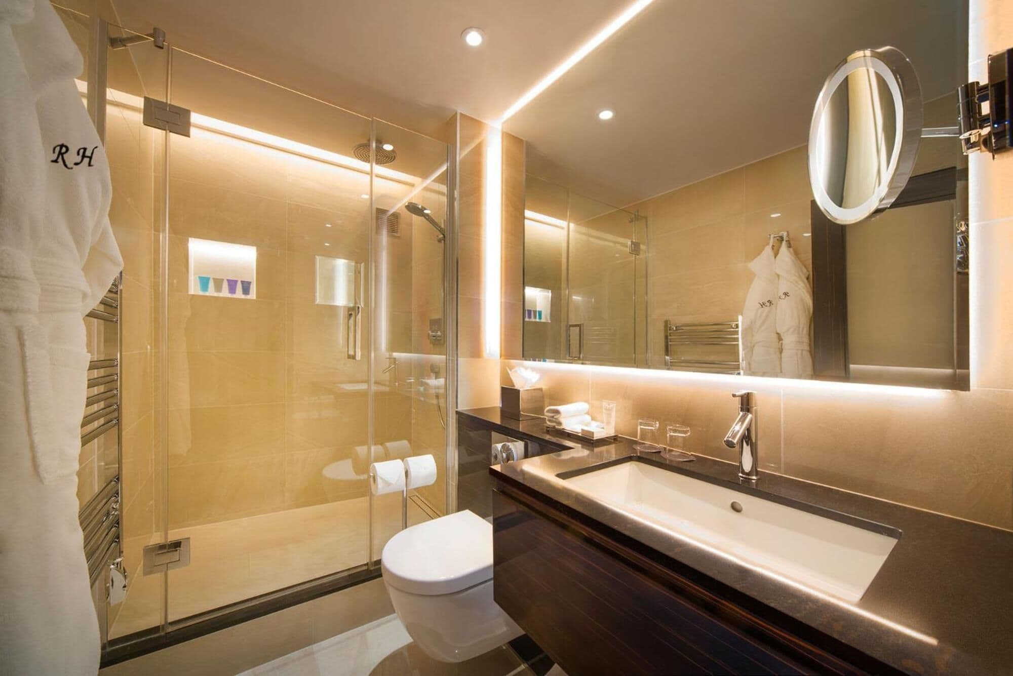 deluxe club room  | bathroom | designer toiletries, hair dryer, towels