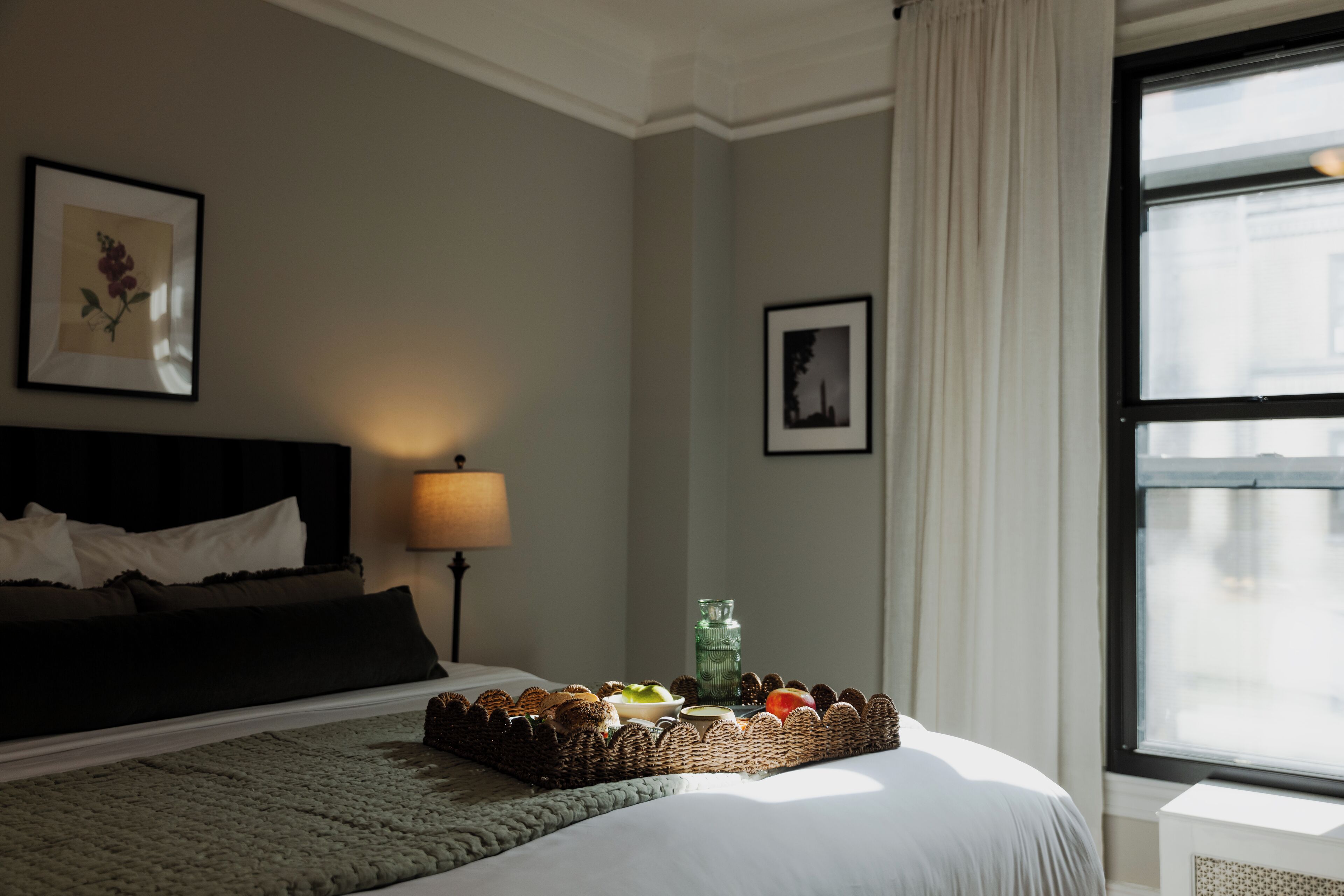 包含每日自助早餐