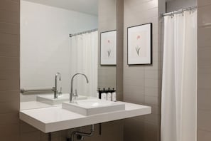 The Studio Room | Bathroom