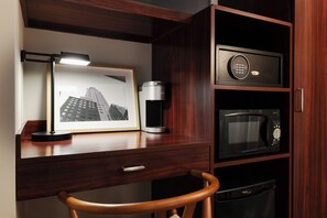Quarto luxo, 1 cama Queen (NOT a suite) | 1 quarto, roupas de cama de algodão egípcio, roupas de cama premium