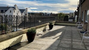 Unclassified image, 2 of 88, button - Northumberland Hotel (Edinburgh)