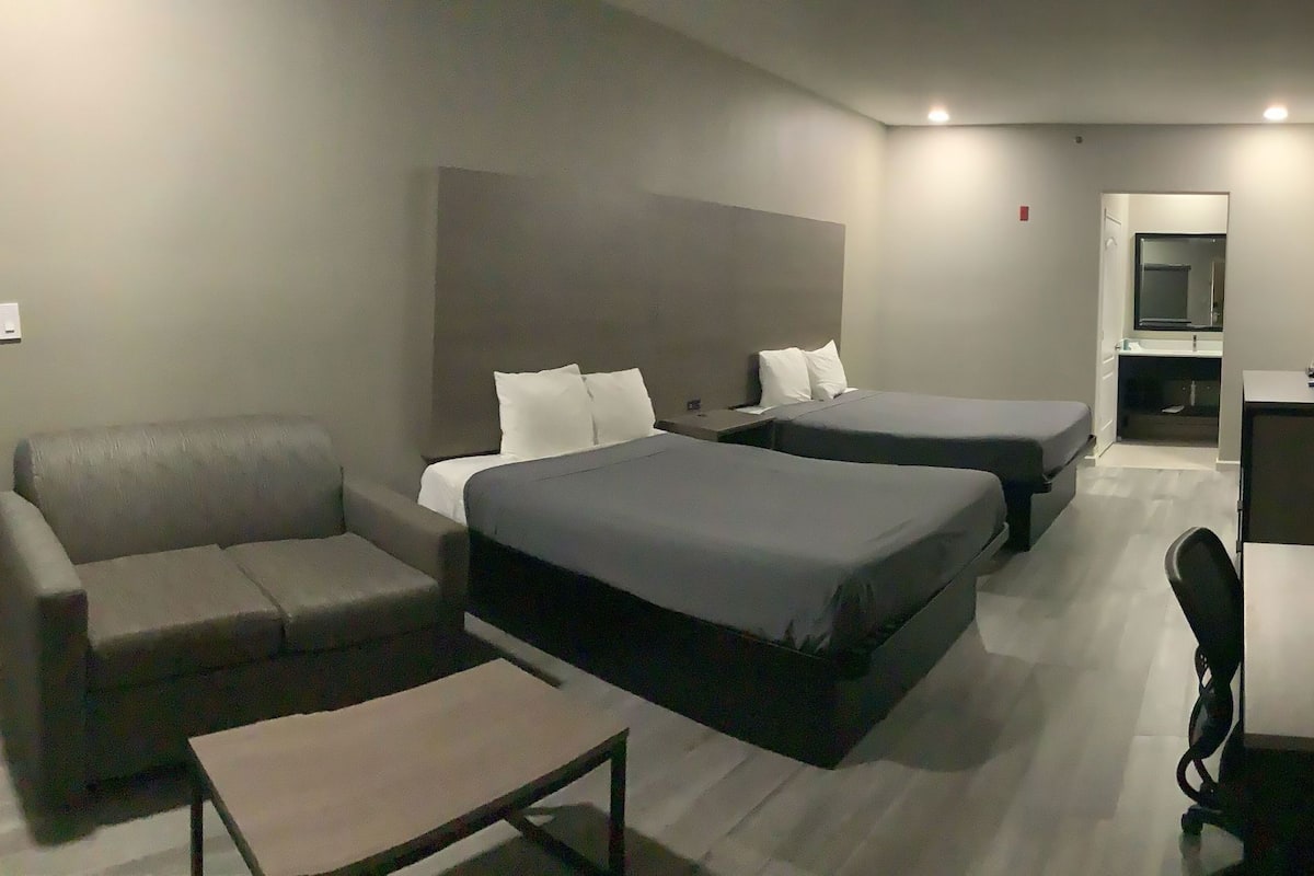 Desk, iron/ironing board, free WiFi, bed sheets