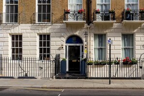 Exterior - Holiday City Ltd (London)