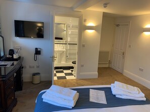 Deluxe-Doppelzimmer, mit Bad | Bettwäsche