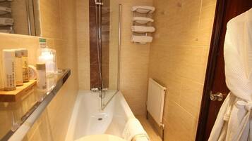 Tweepersoonskamer, en-suite badkamer | Badkamer