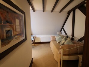 Suite, salle de bains attenante