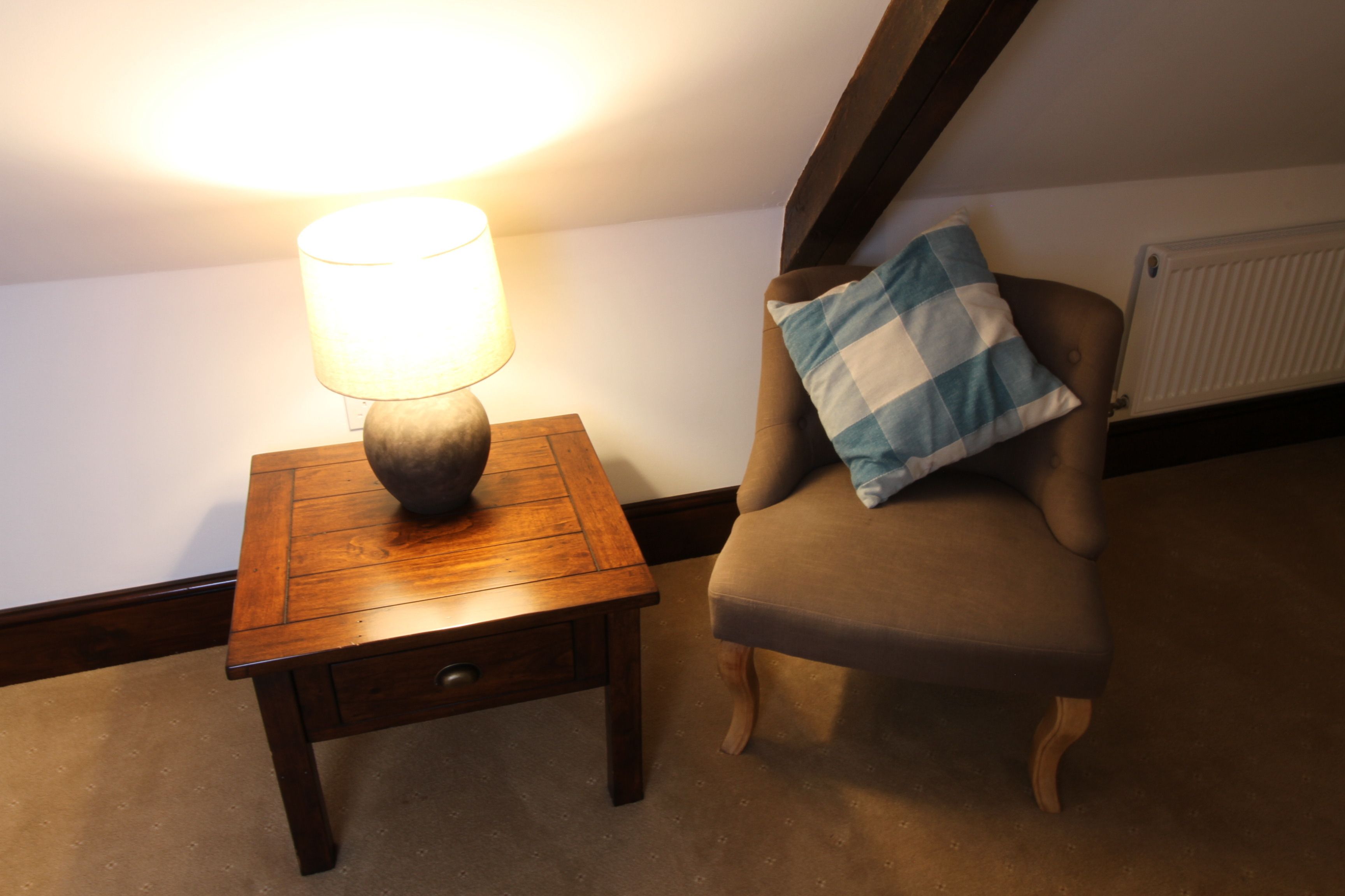 family quadruple room, ensuite | living area | flat-screen tv