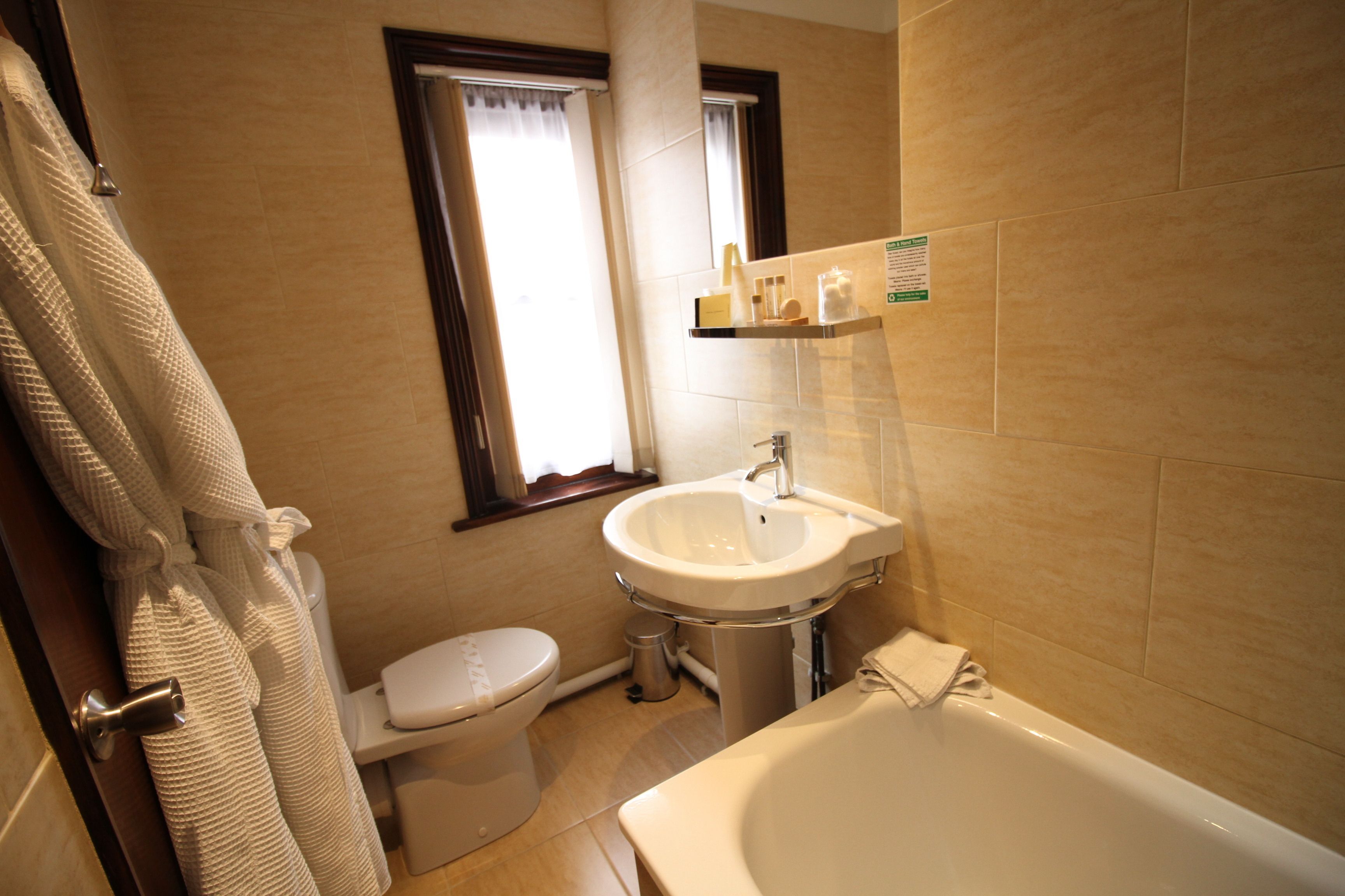 double room, ensuite | bathroom | free toiletries, towels