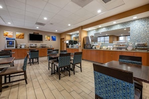 Petit déjeuner buffet compris tous les jours