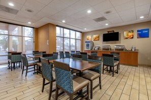Free daily buffet breakfast