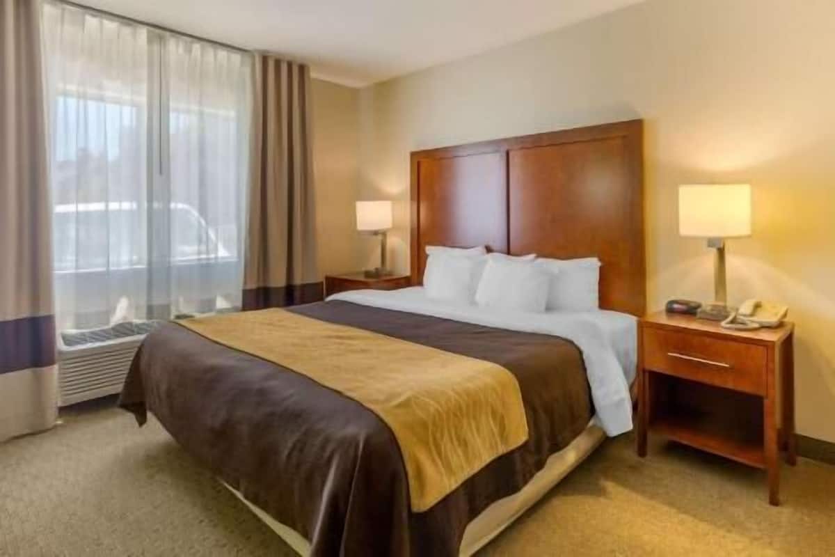 Premium bedding, down comforters, memory foam beds, desk