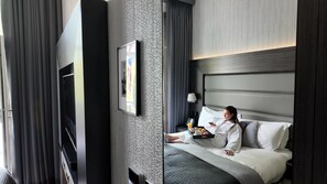 Standard-dobbeltværelse - 1 queensize-seng - udsigt til have (Small Queen Room) | Egyptiske bomuldslagner, premium-sengetøj, Select Comfort-senge, minibar