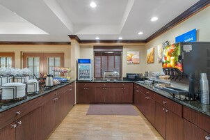 Free daily buffet breakfast