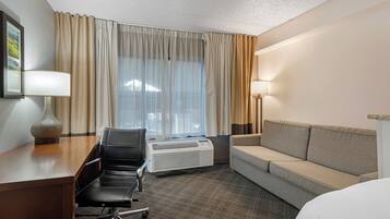 Family Suite, 2 Queen Beds, Non Smoking | Premium bedding, individually furnished, desk, laptop workspace