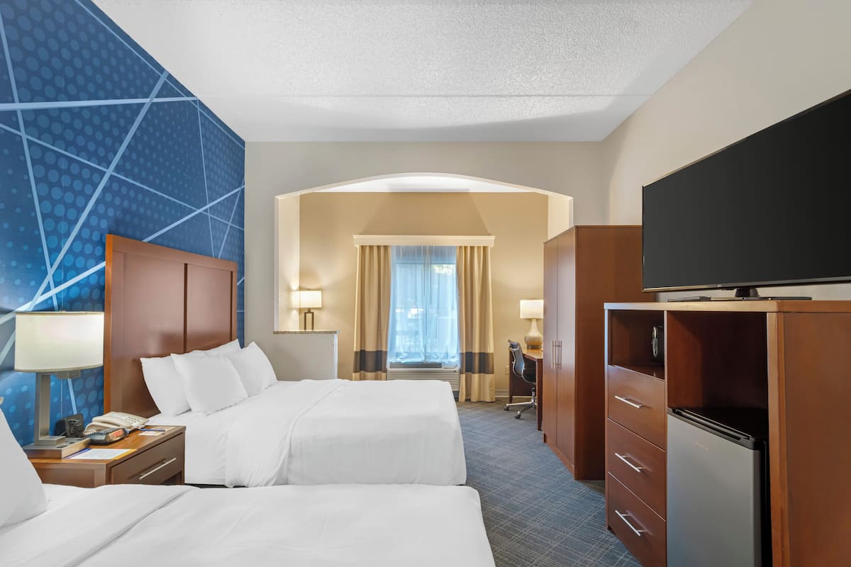 Suite, 2 Queen Beds, Accessible, Non Smoking | Premium bedding, desk, laptop workspace, blackout drapes