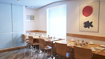 Free daily local cuisine breakfast