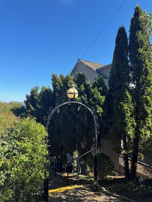 Garden - Nomi Rooms and Restaurant (Bangor)