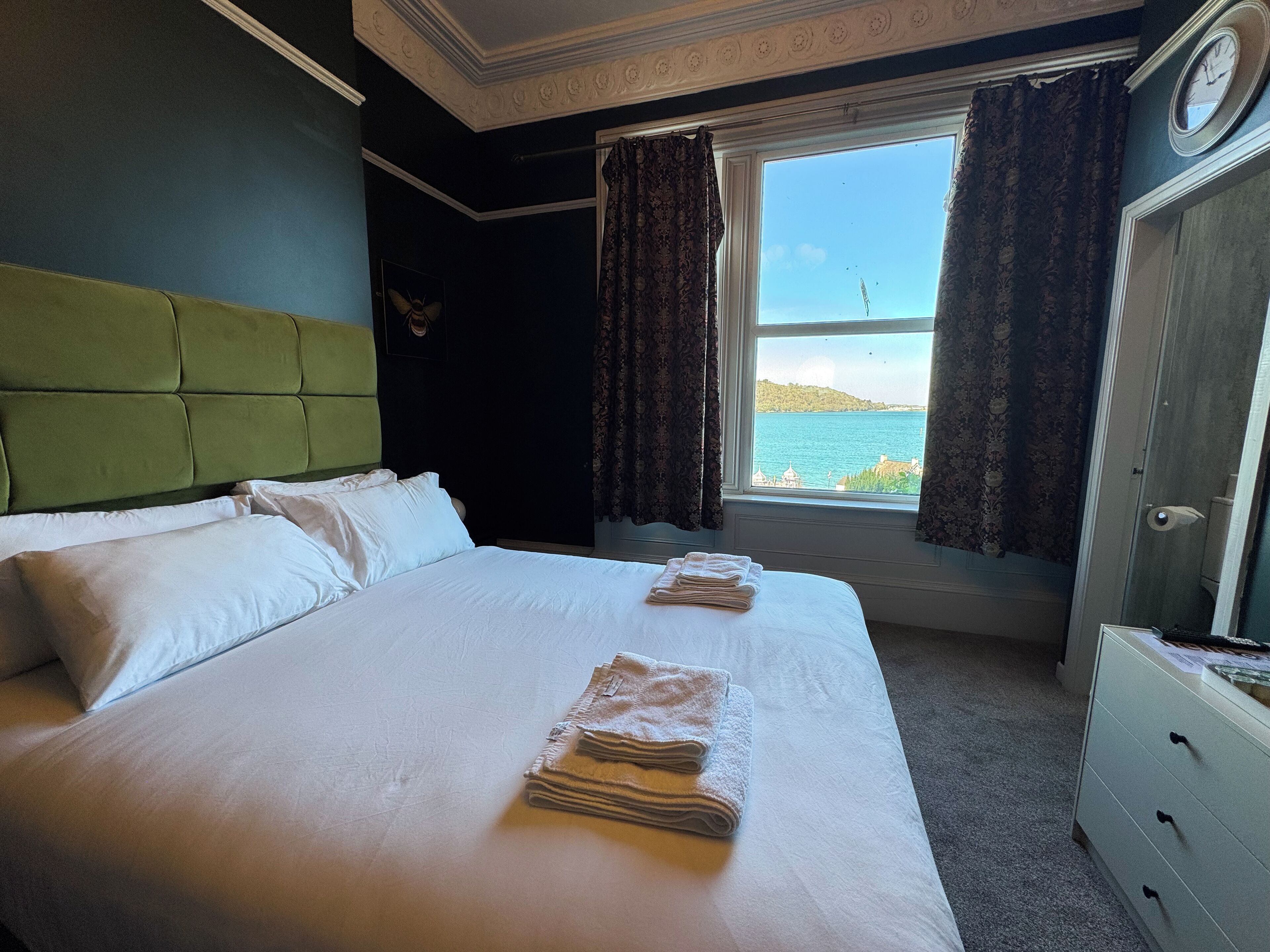 deluxe double room | 1 bedroom, in-room safe, individually decorated, individually furnished