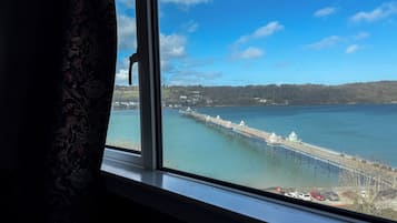 Double Room | In-room safe, individually decorated, individually furnished, free WiFi