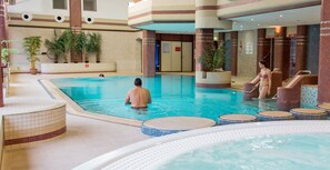 Indoor pool, pool loungers