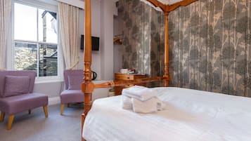 Superior Double Room, Ensuite (Standard Four Poster) | 1 bedroom