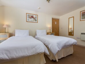Superior Double or Twin Room, Ensuite (Super Kingsize)