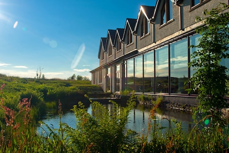 Exterior. Westmorland Hotel Tebay