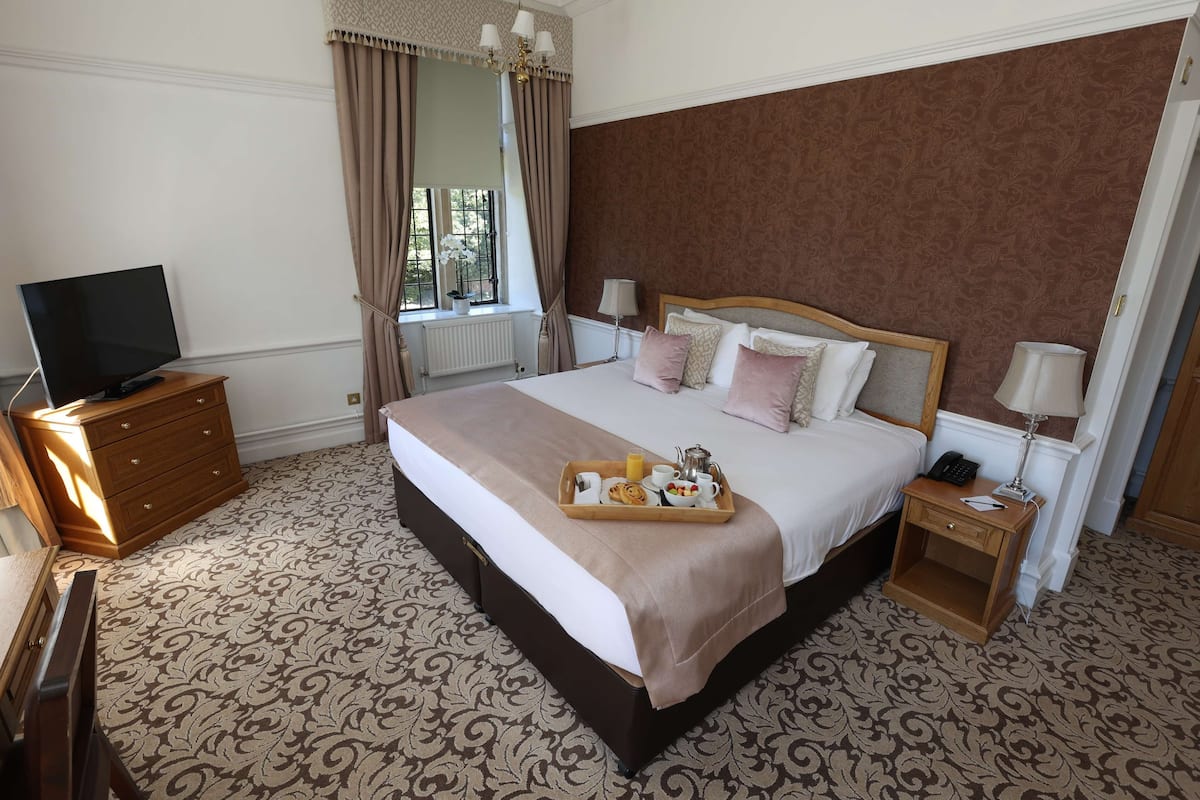 Deluxe Room, 1 King Bed, Non Smoking