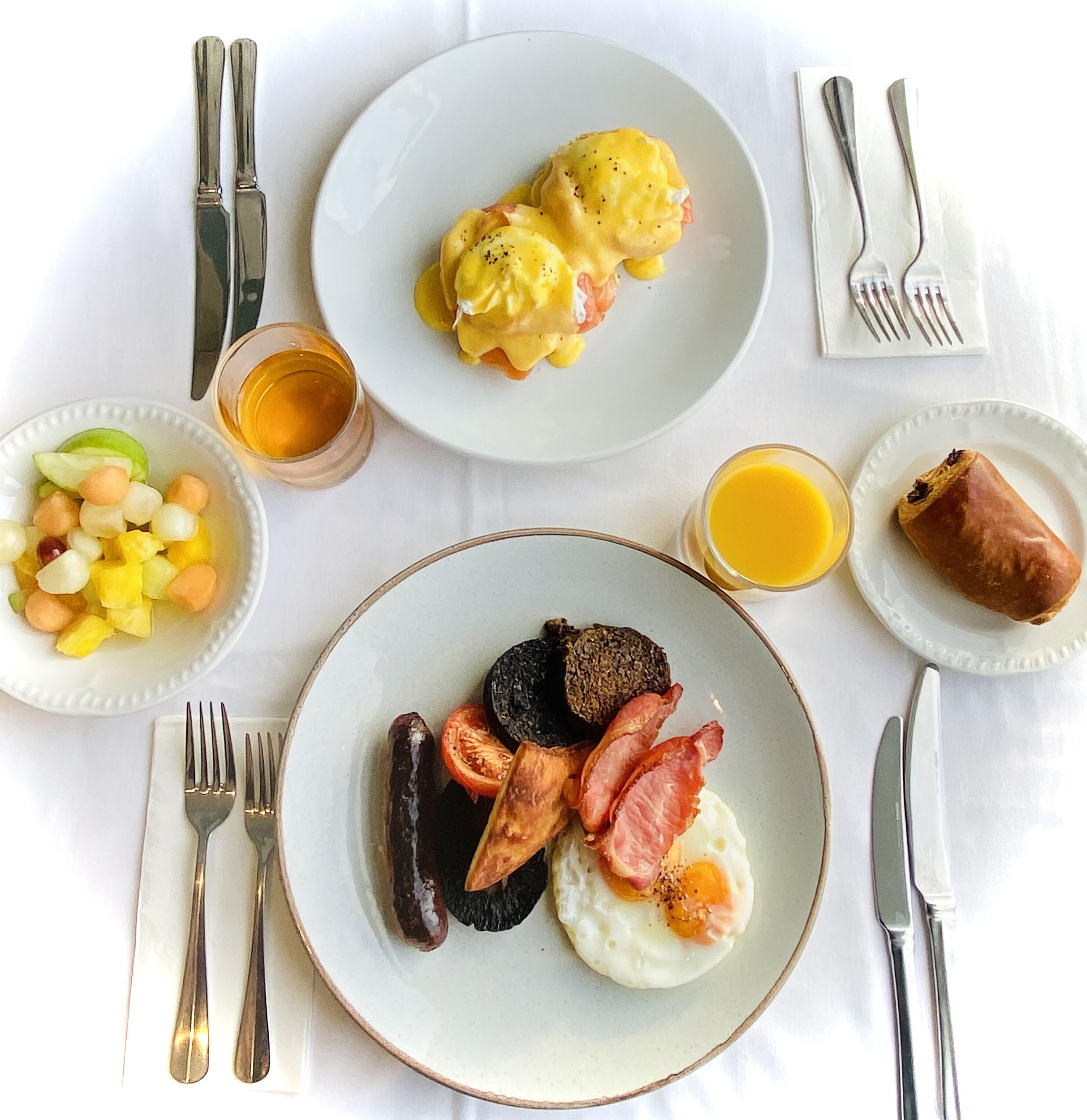 daily continental breakfast (gbp 15 per person)