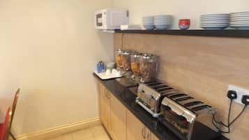 茶具/咖啡用具、电热水壶