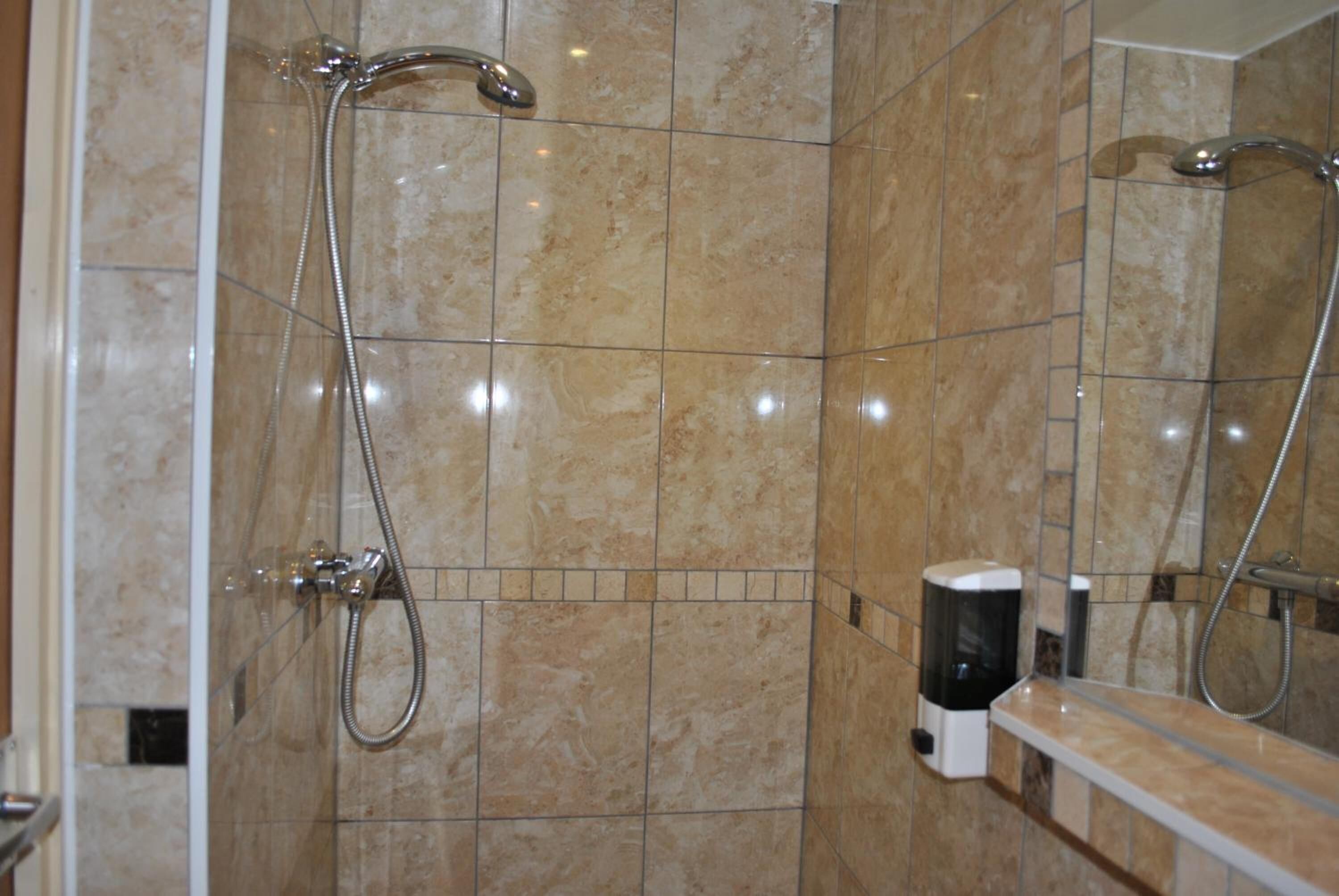 Foto - Carlton Hotel