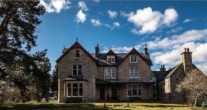 Dalrachney Lodge Hotel
