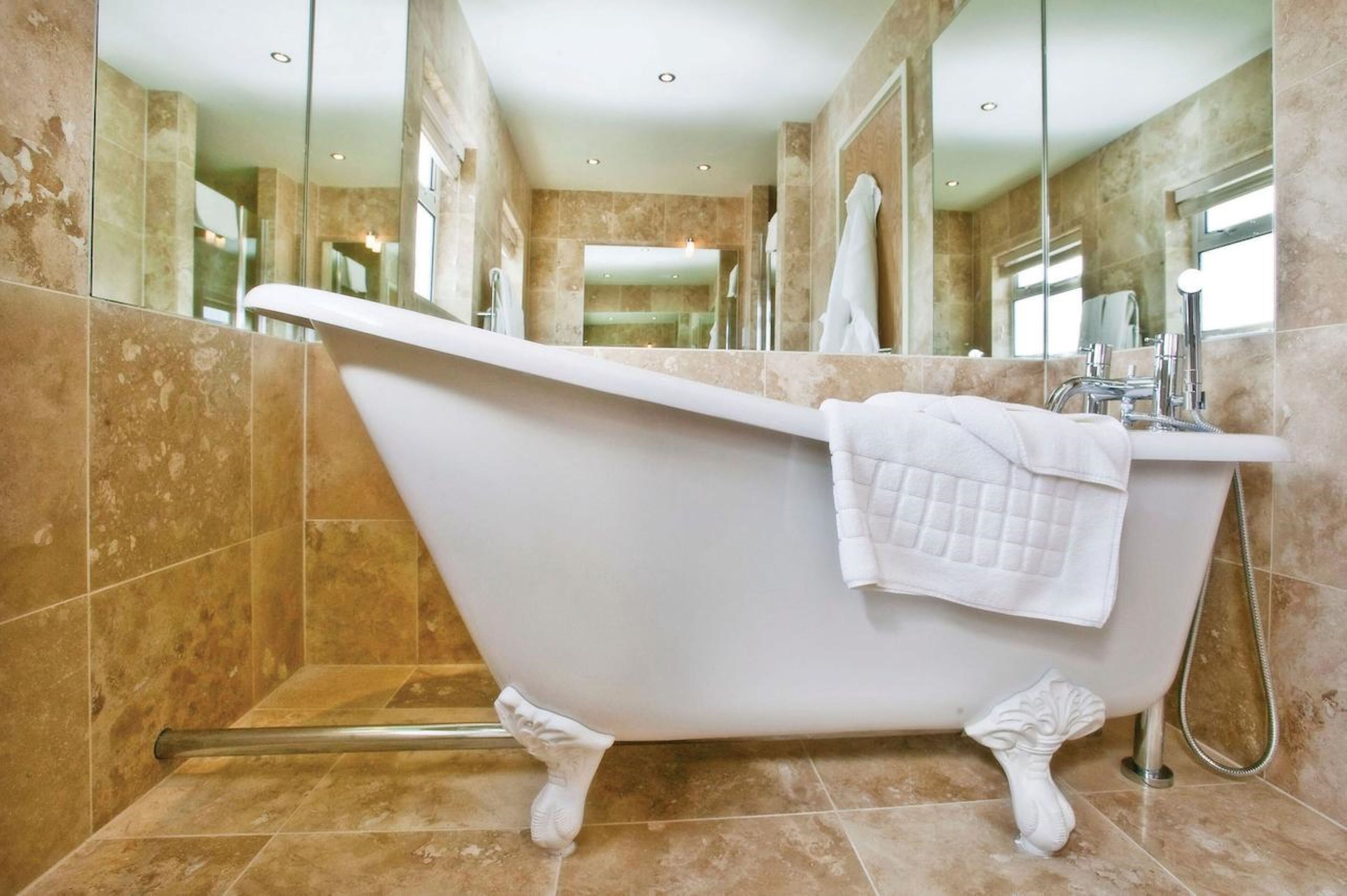 superior double with seaviews & balcony | deep-soaking bathtub
