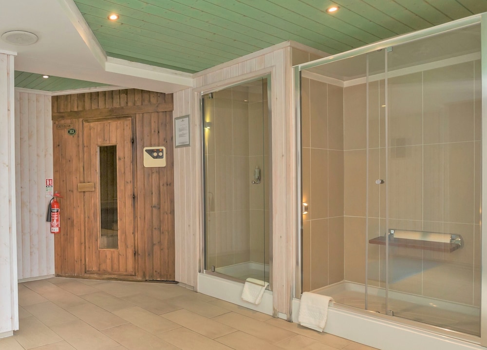 Cobo Bay Hotel & The Beach Terrace by null