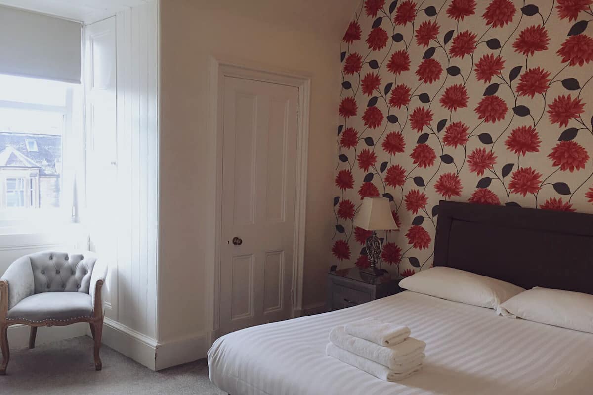 Doppelzimmer, mit Bad (Room 9)