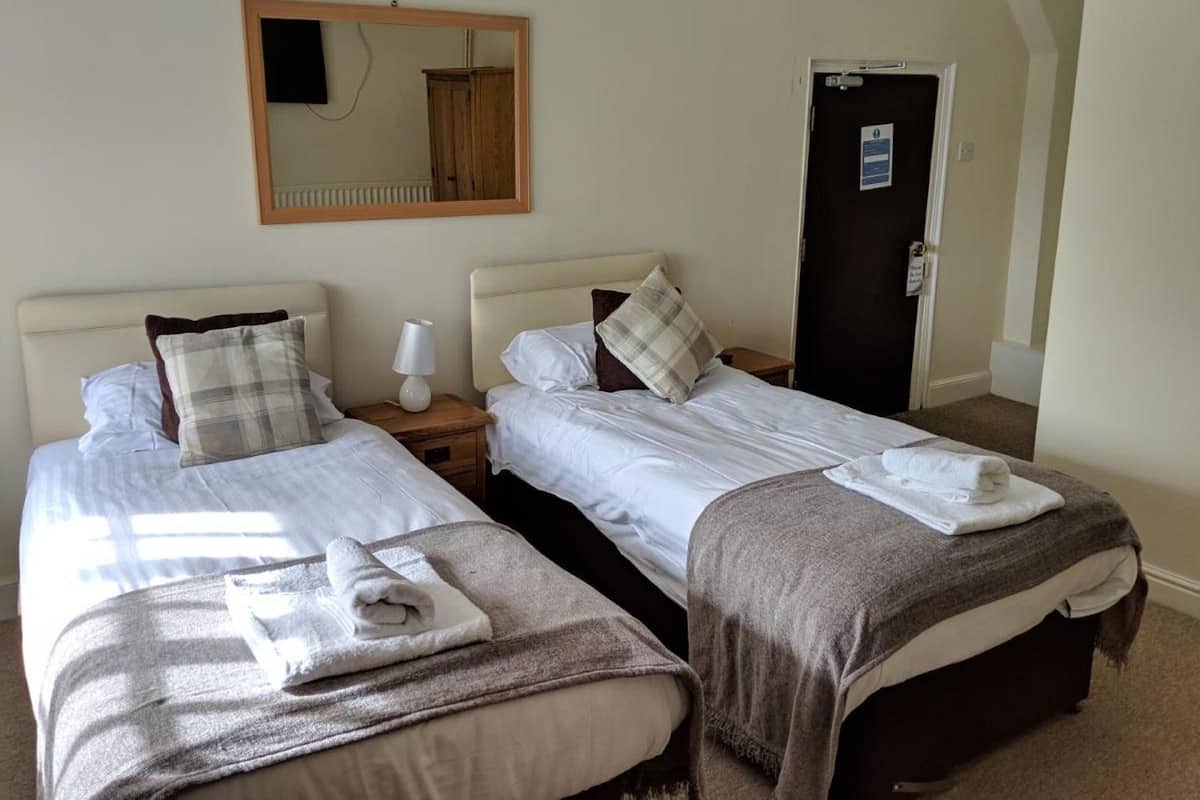Standard Twin Room