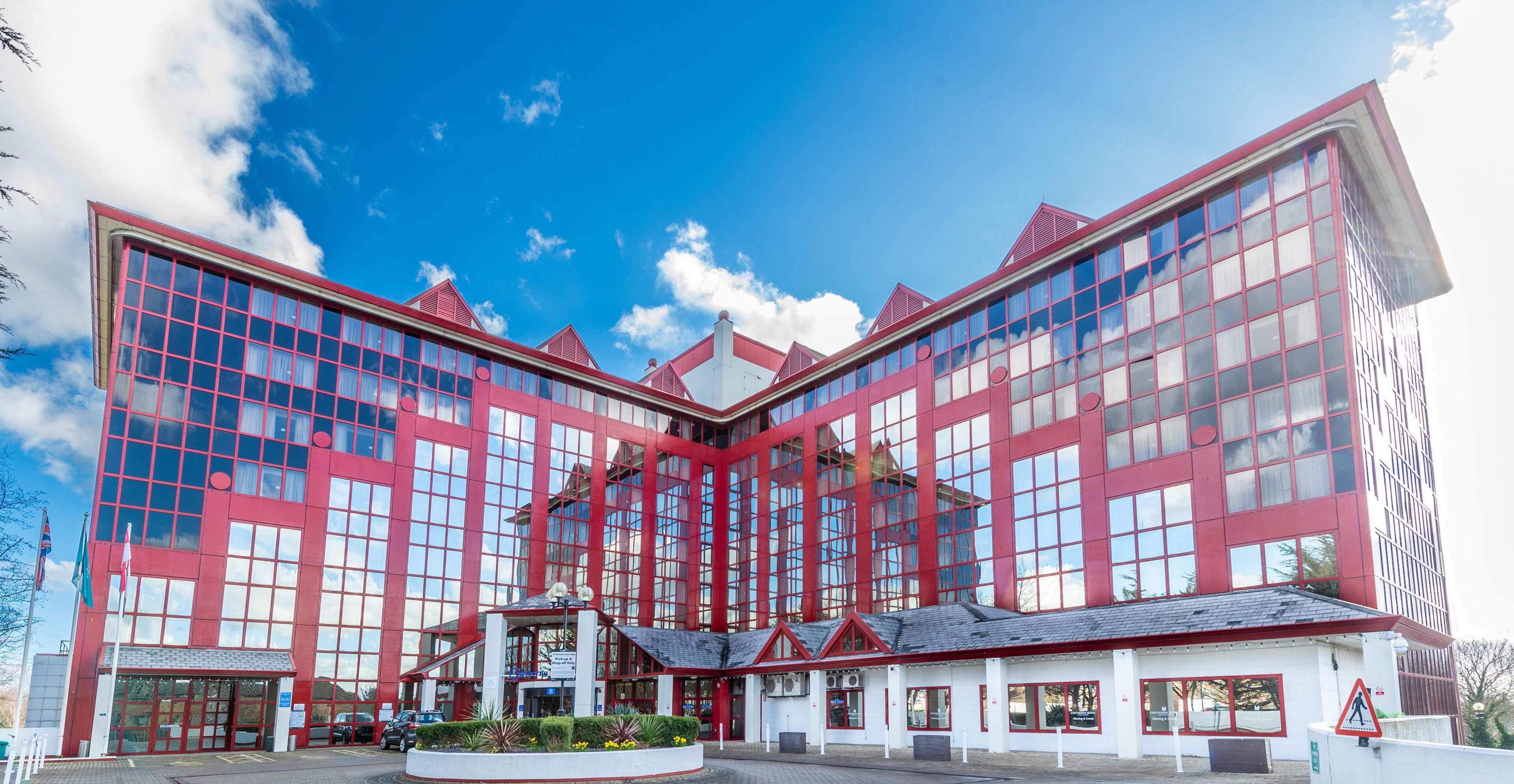 Mặt tiền nơi lưu trú