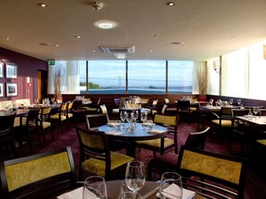 Restaurant - Hull Humber View Hotel, Sure Hotel Collection by BW (North Ferriby)