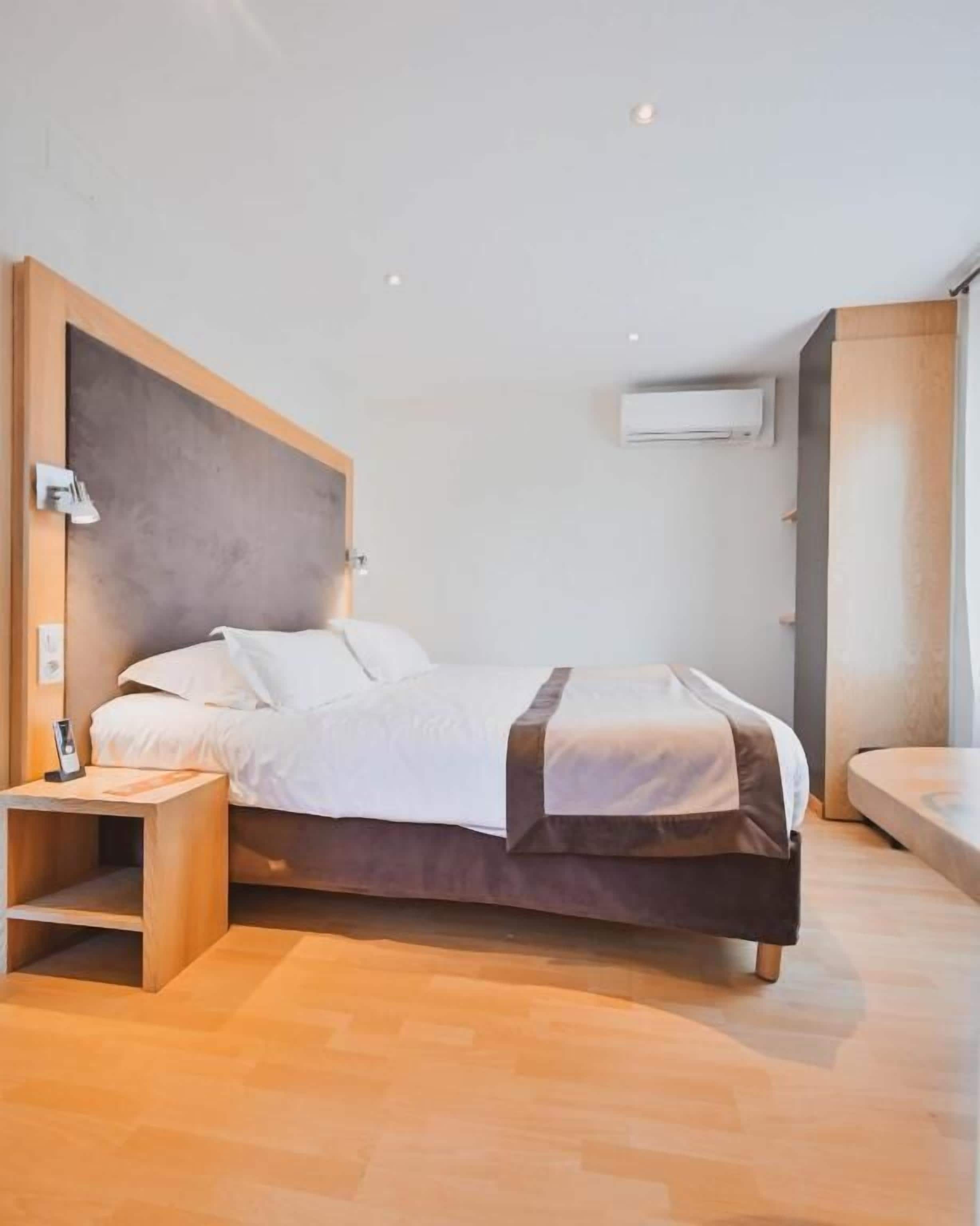 Comfort Double or Twin Room