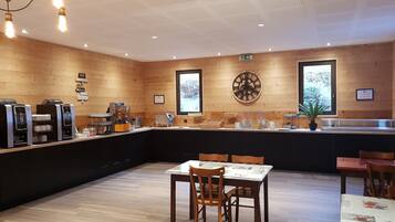 Daily buffet breakfast (EUR 12.50 per person)