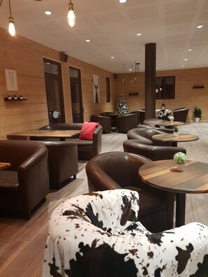 Lounge - Hôtel Le Picors (Aucun)